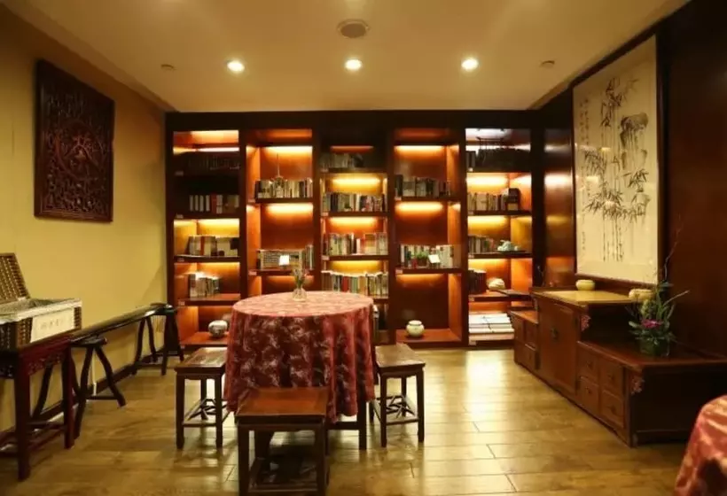 ホテル Shanghai Hongqiao Huangxin International