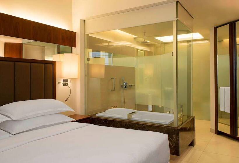 Sheraton Mall Of The Emirates Hotel, Dubai