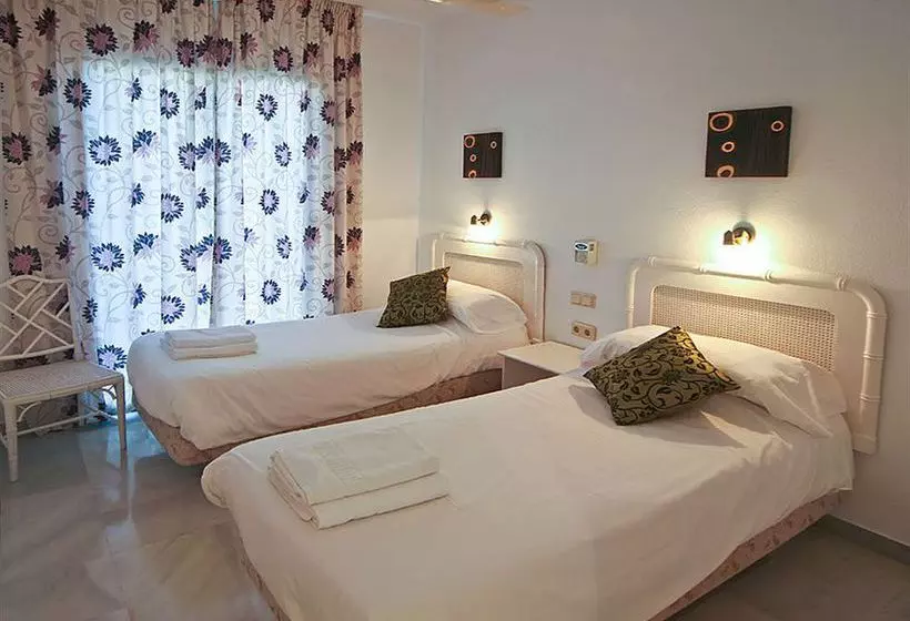 Hotelli Sierra Park Club