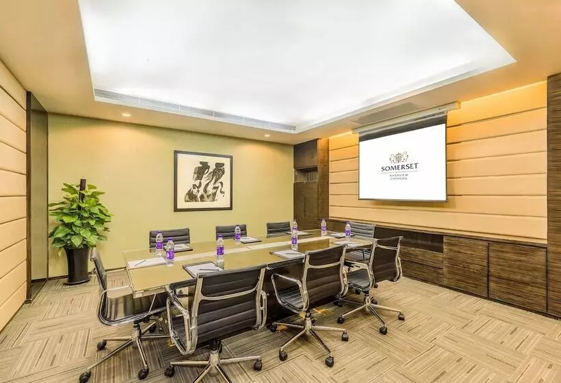 Hotel Somerset Riverview Chengdu
