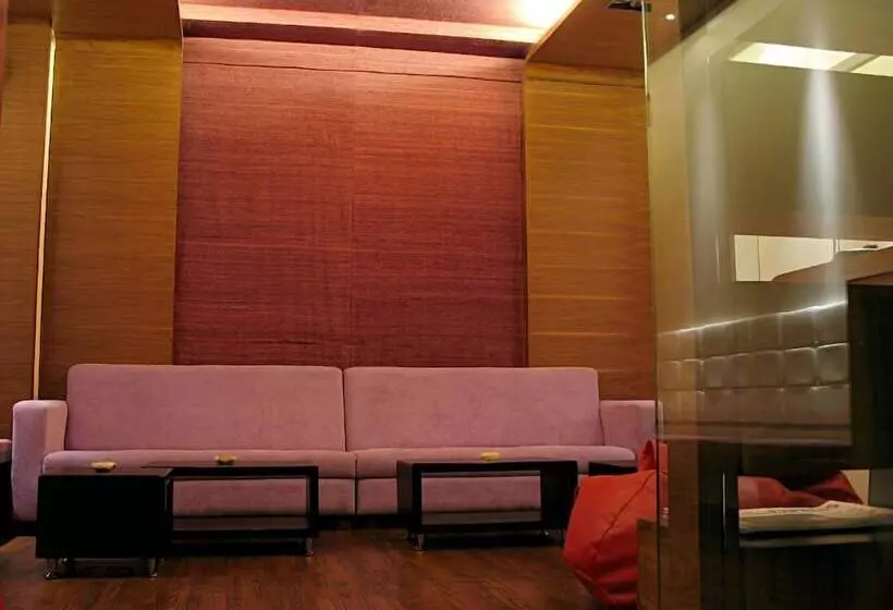 هتل Studio Estique