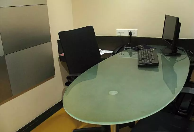 هتل Studio Estique