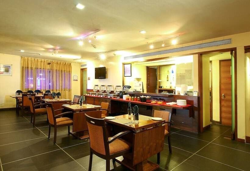 هتل Studio Estique