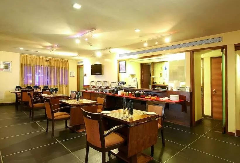 هتل Studio Estique