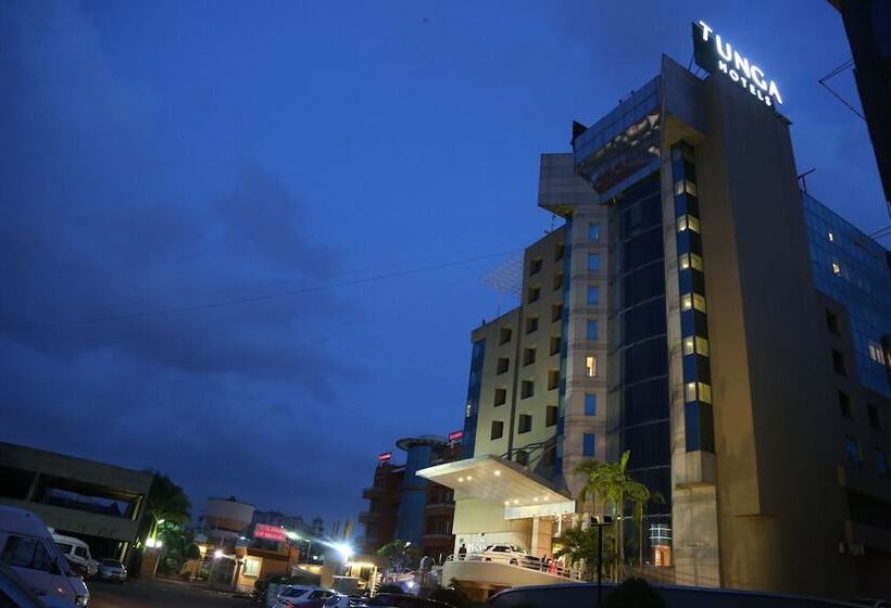 Отель The Regenza By Tunga