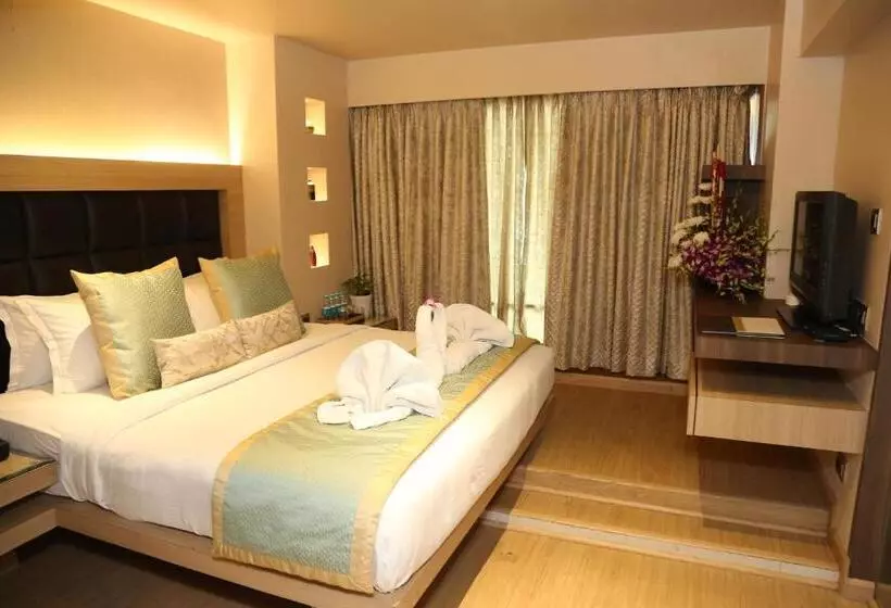 Hotel The Regenza By Tunga