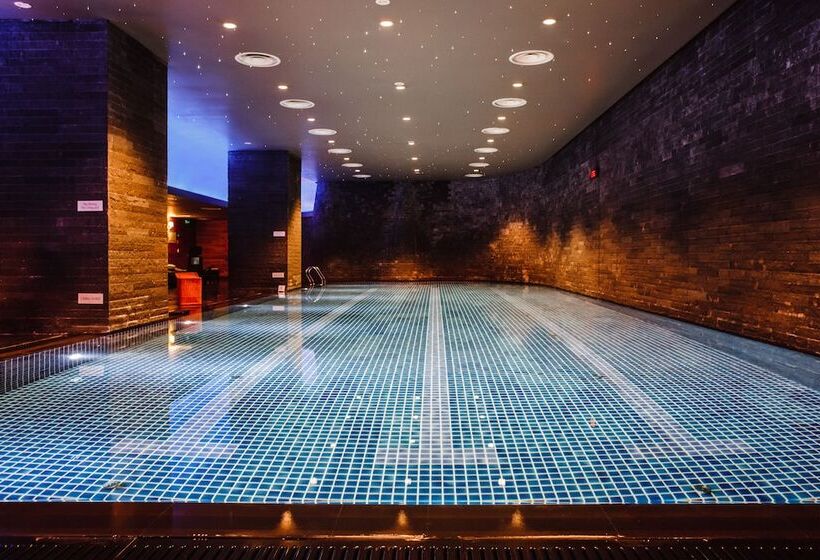 Lotte Hotel Moscow The Leading Hotels Of The World