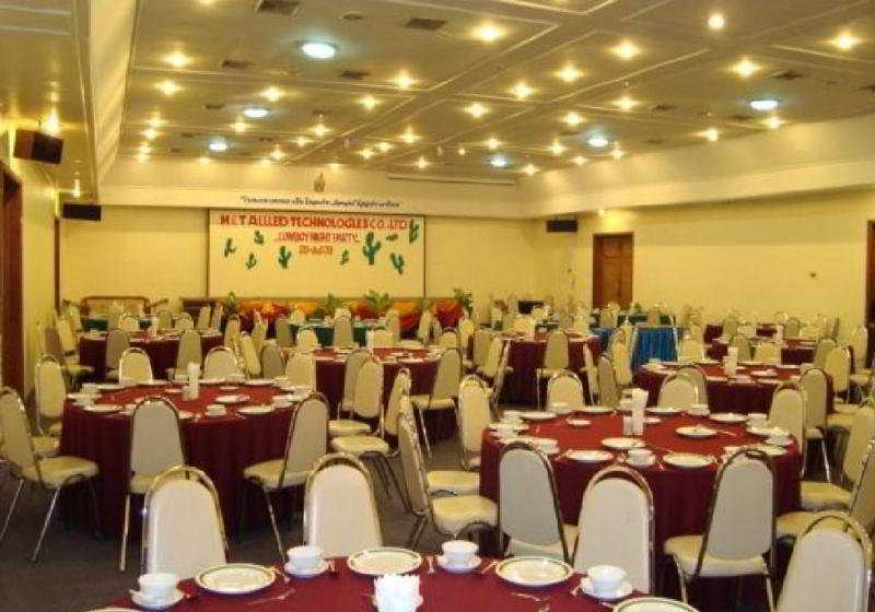 Mandarin Golden Valley Hotel & Spa