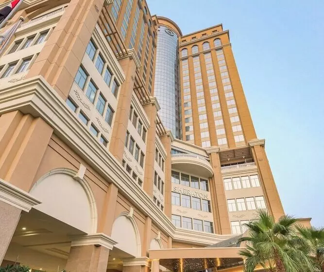 Sheraton Mall Of The Emirates Hotel, Dubai