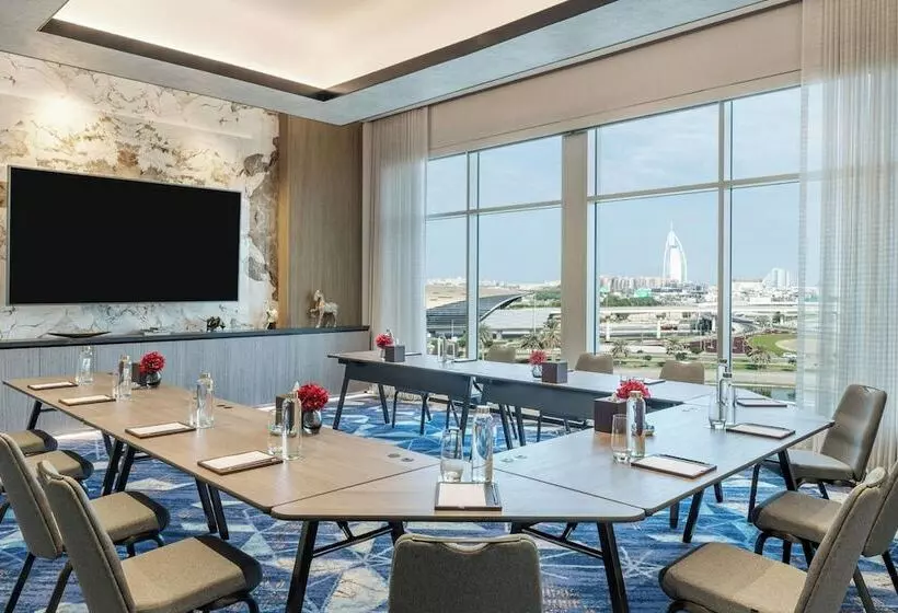 Sheraton Mall Of The Emirates Hotel, Dubai