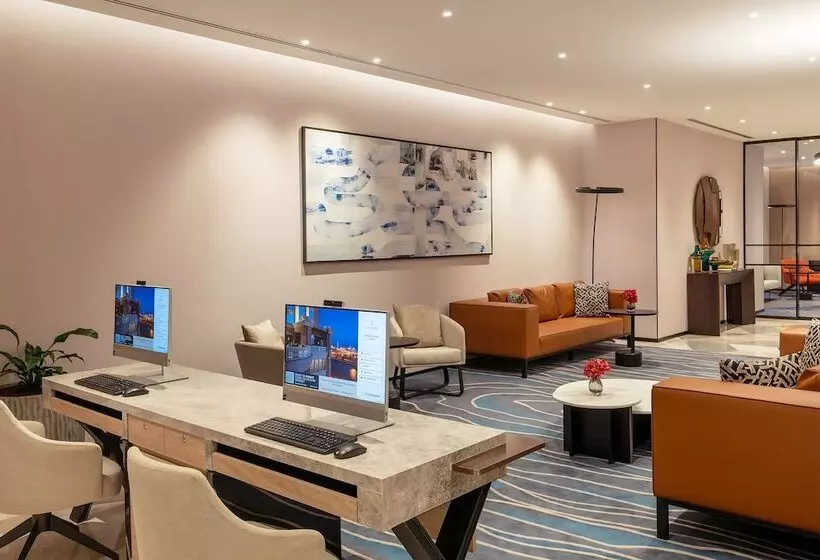 Sheraton Mall Of The Emirates Hotel, Dubai