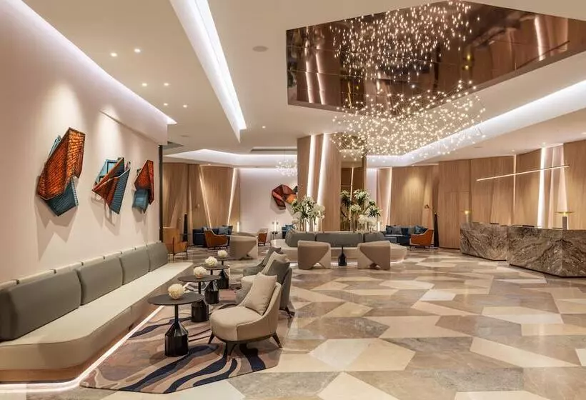 Sheraton Mall Of The Emirates Hotel, Dubai
