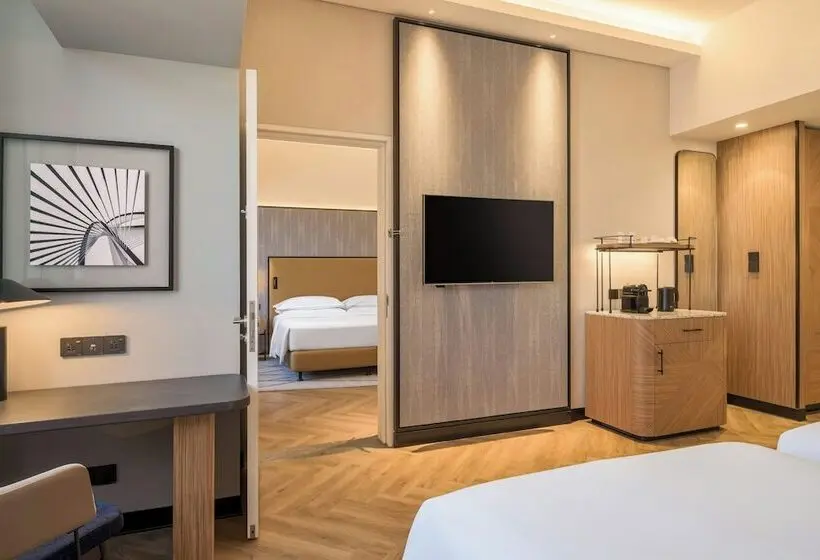 Sheraton Mall Of The Emirates Hotel, Dubai