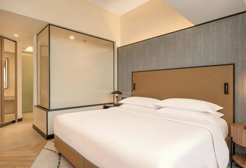 Sheraton Mall Of The Emirates Hotel, Dubai