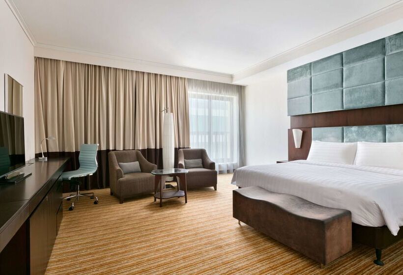 Traders Hotel, Abu Dhabi