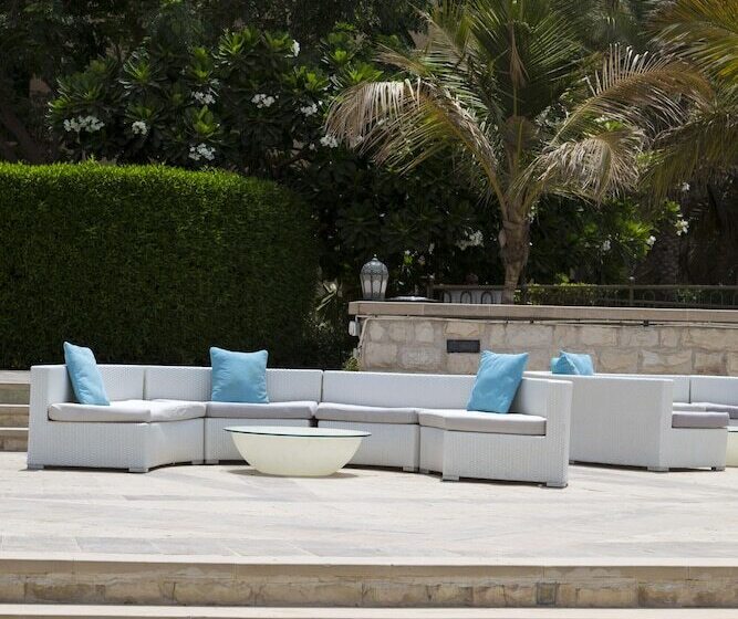 Traders Hotel, Abu Dhabi