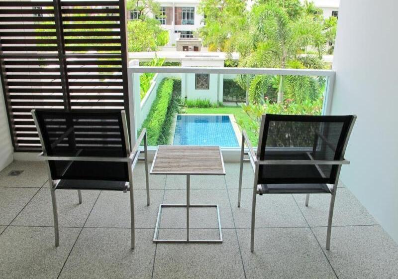 Two Villas Holiday Phuket: Oxygen Bang Tao Beach