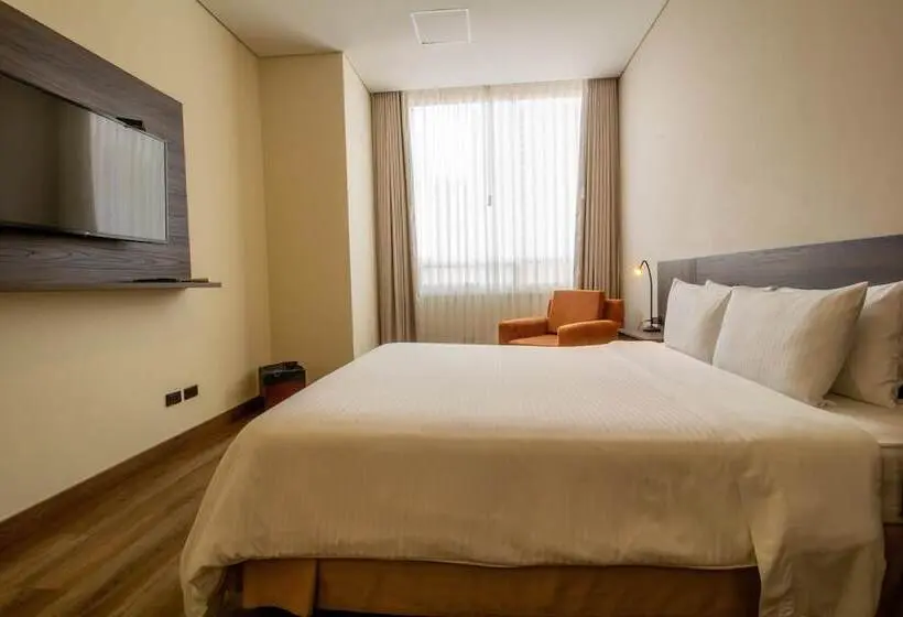 Best Western Plus Hotel San Diego