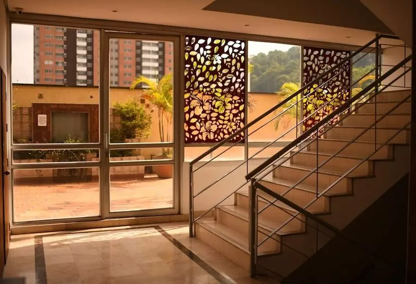 Best Western Plus Hotel San Diego