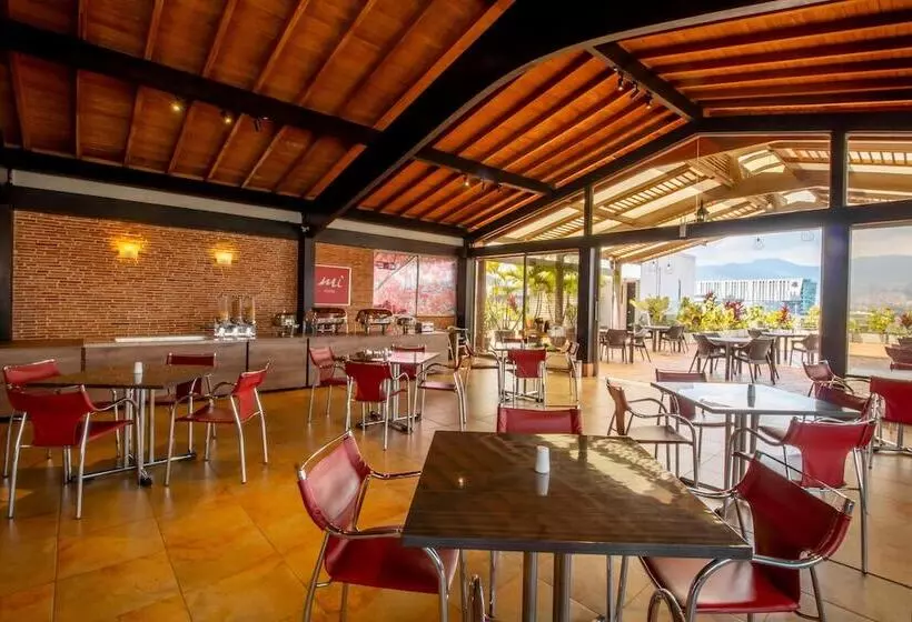 Best Western Plus Hotel San Diego