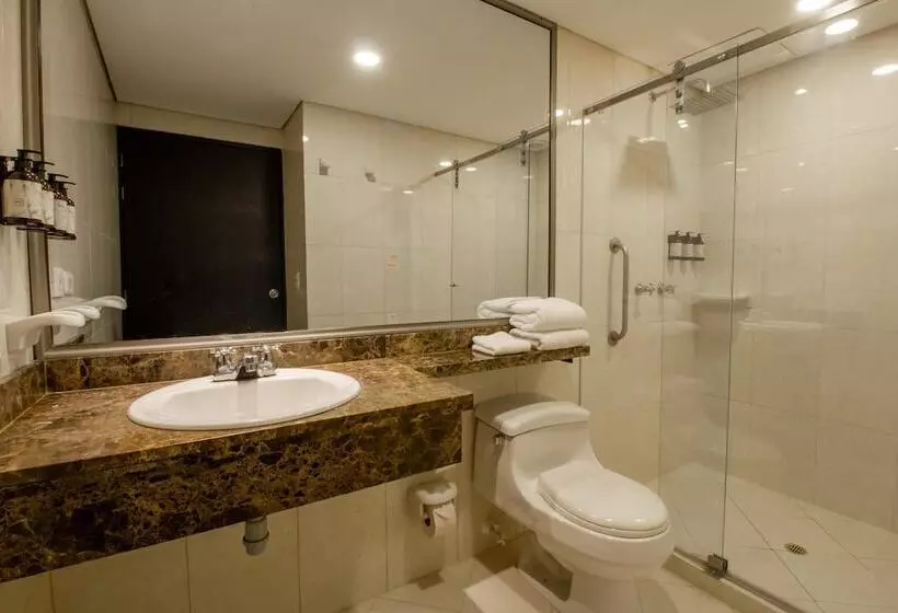 Best Western Plus Hotel San Diego