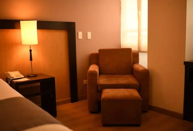 Best Western Plus Hotel San Diego