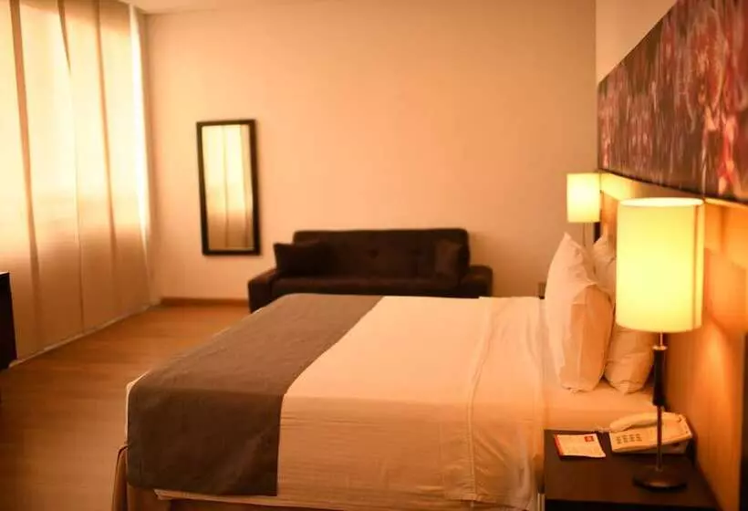 Best Western Plus Hotel San Diego