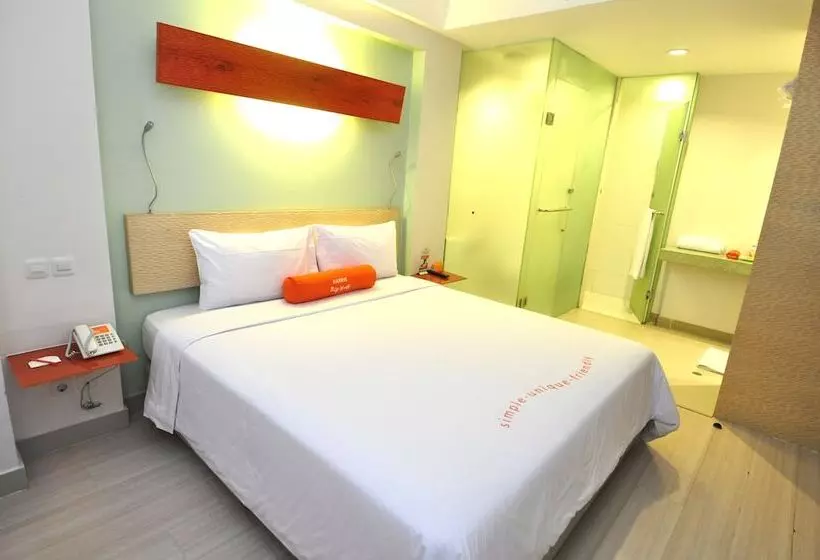 Harris Hotel & Residences Riverview Kuta, Bali