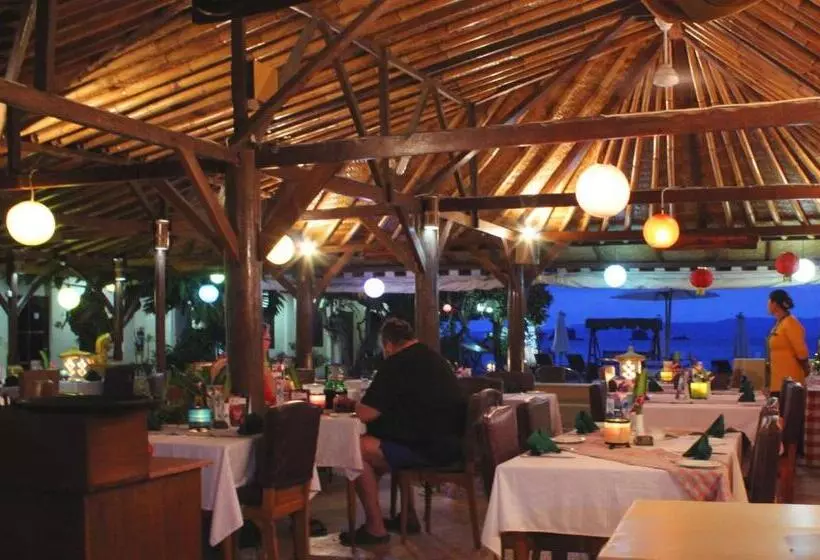 ホテル Bali Seascape Beach Club