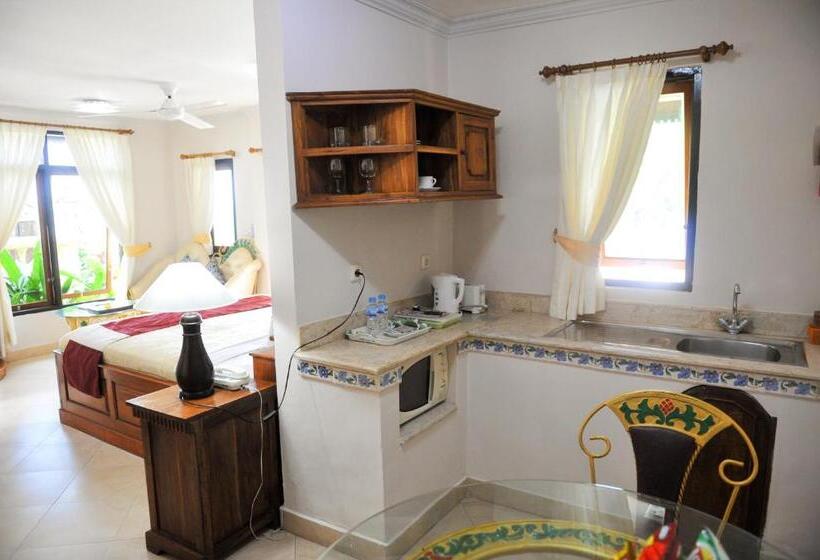 בית מלון כפרי Bali Seascape Beach Club