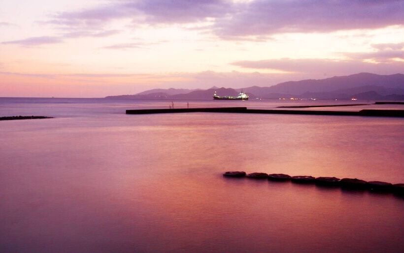 בית מלון כפרי Bali Seascape Beach Club