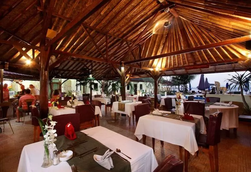 ホテル Bali Seascape Beach Club