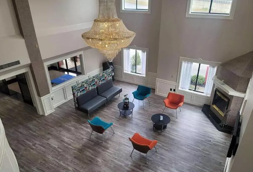 Отель Baymont By Wyndham Houston Brookhollow