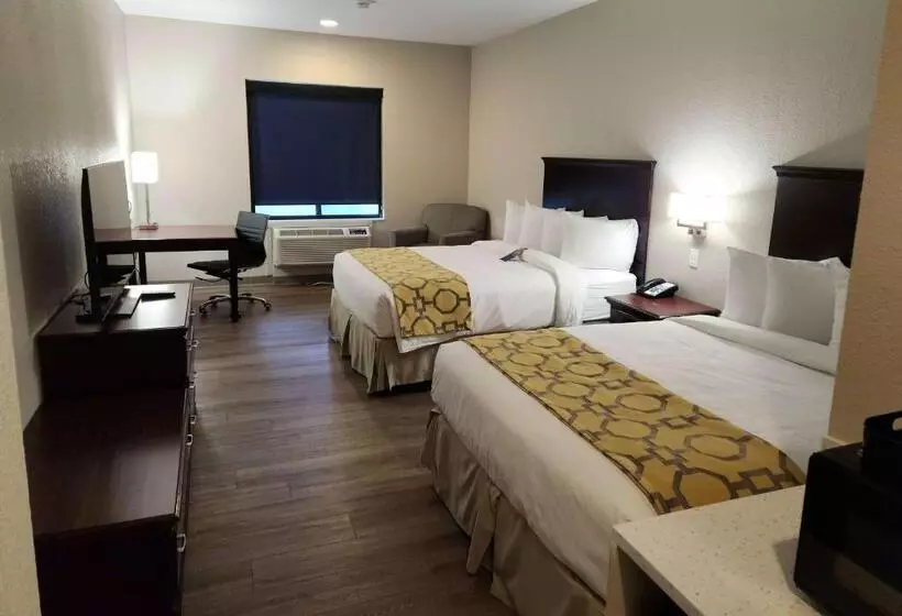 Отель Baymont By Wyndham Houston Brookhollow