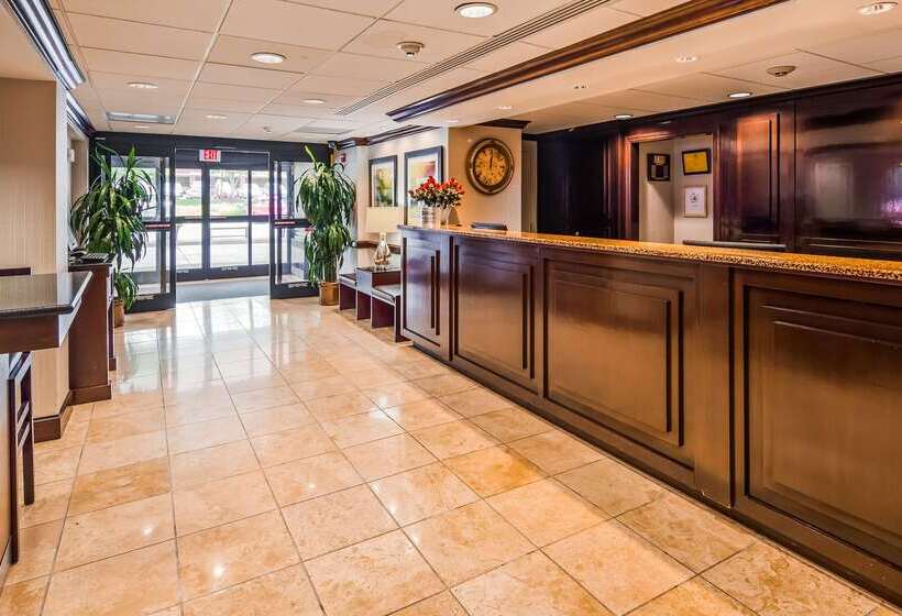 בית מלון כפרי Best Western Dulles Airport Inn