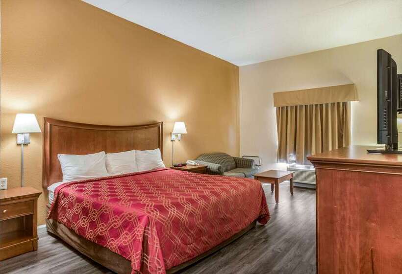 فندق Econo Lodge Inn & Suites Marietta