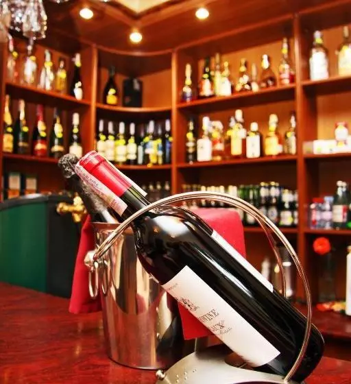 Gallery Hotel Gintama Apgrade