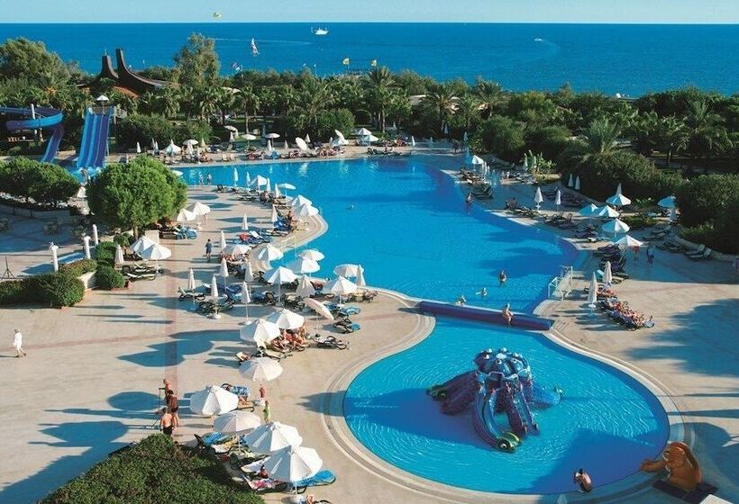 Отель Green Max