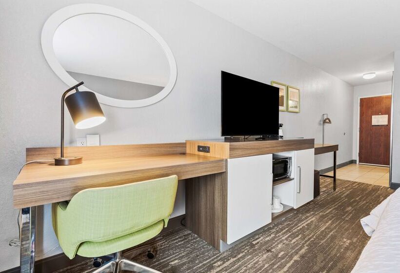 هتل Hampton Inn & Suites Colorado Springs/air Force Academy