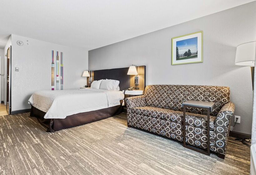 هتل Hampton Inn & Suites Colorado Springs/air Force Academy