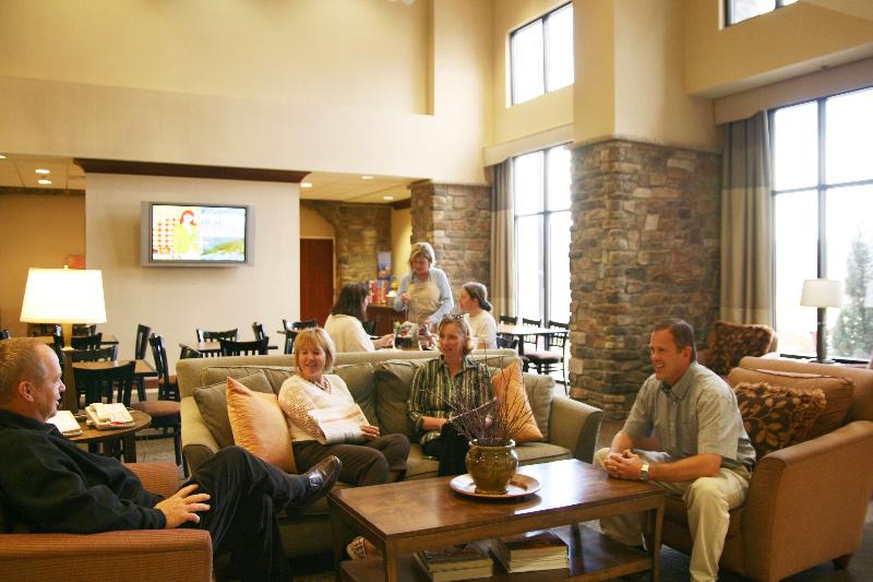 هتل Hampton Inn & Suites Colorado Springs/air Force Academy