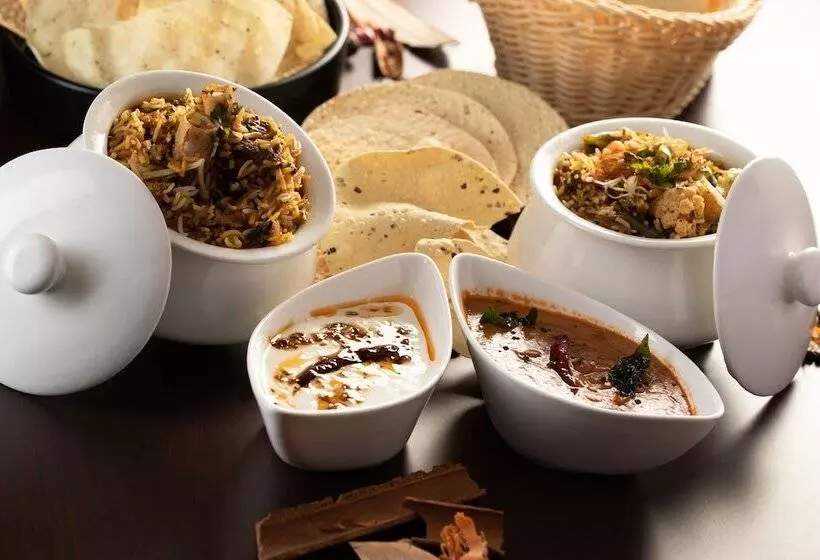 호텔 Holiday Inn Agra Mg Road An Ihg