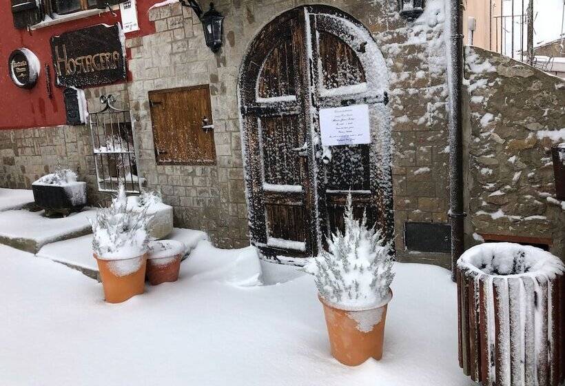 Отель Hostal Hostatgeria Sant Jaume