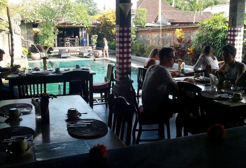 酒店 Jalan Jalan Villas & Spa