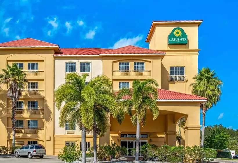 ホテル La Quinta Inn & Suites By Wyndham Ft. Pierce