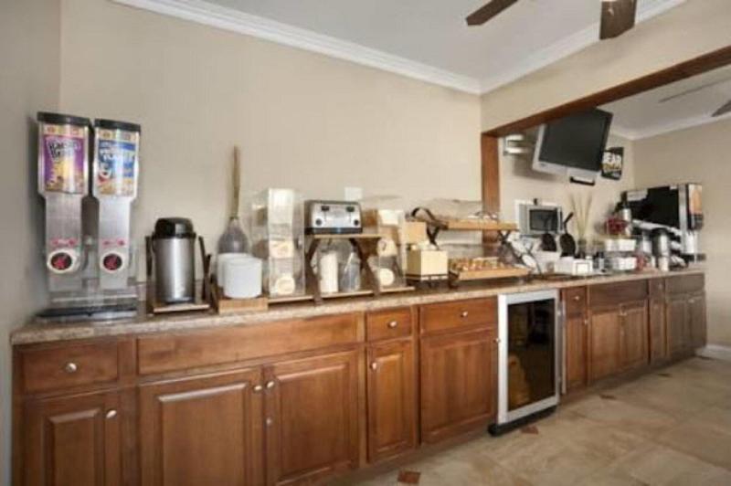 فندق Lotus Of Lompoc   A Great Hospitality Inn