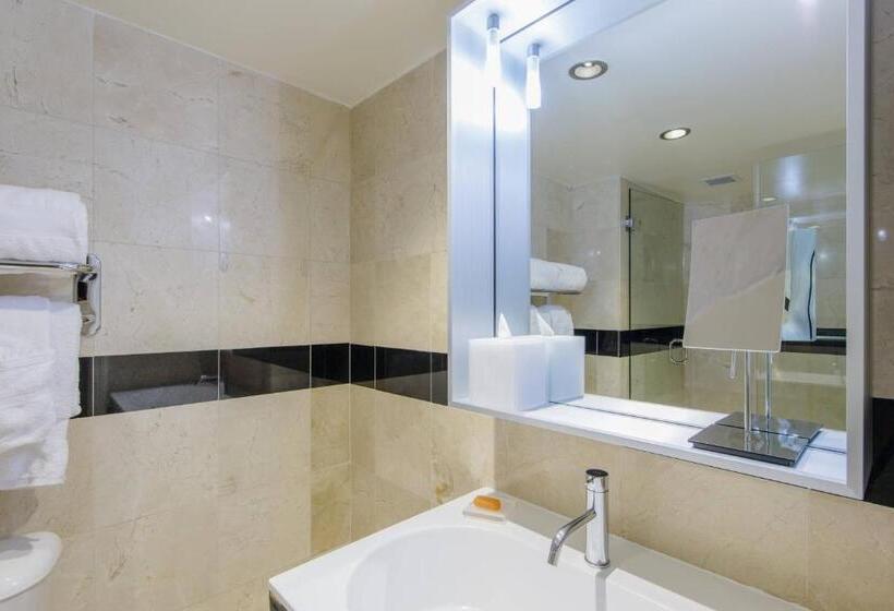 Hotel Marriott Vacation Club®, South Beach   