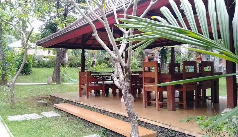 ホテル Melasti Kuta Bungalows & Spa