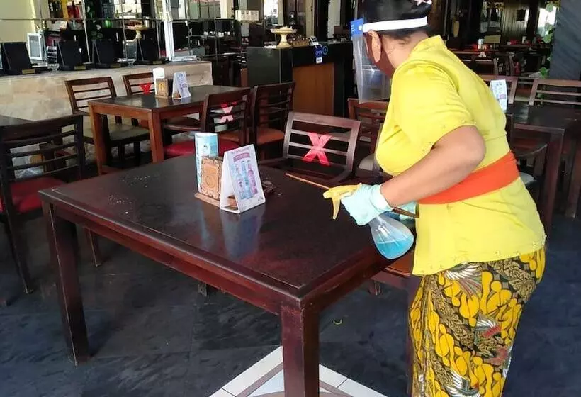 ホテル Melasti Kuta Bungalows & Spa