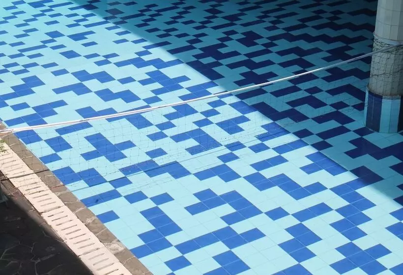 ホテル Melasti Kuta Bungalows & Spa